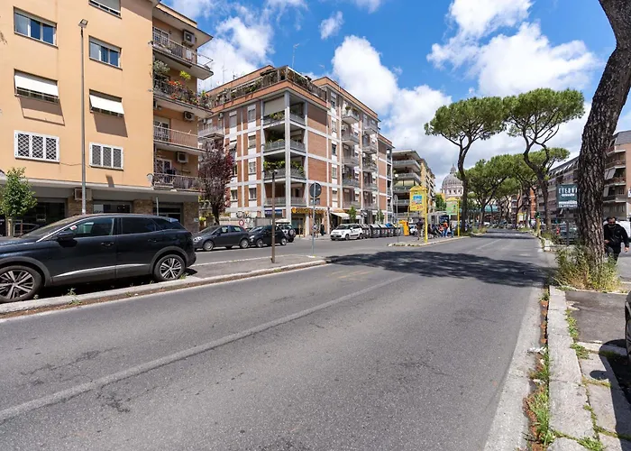 5 Minutes To St Peter - Luxury Apartment Rom